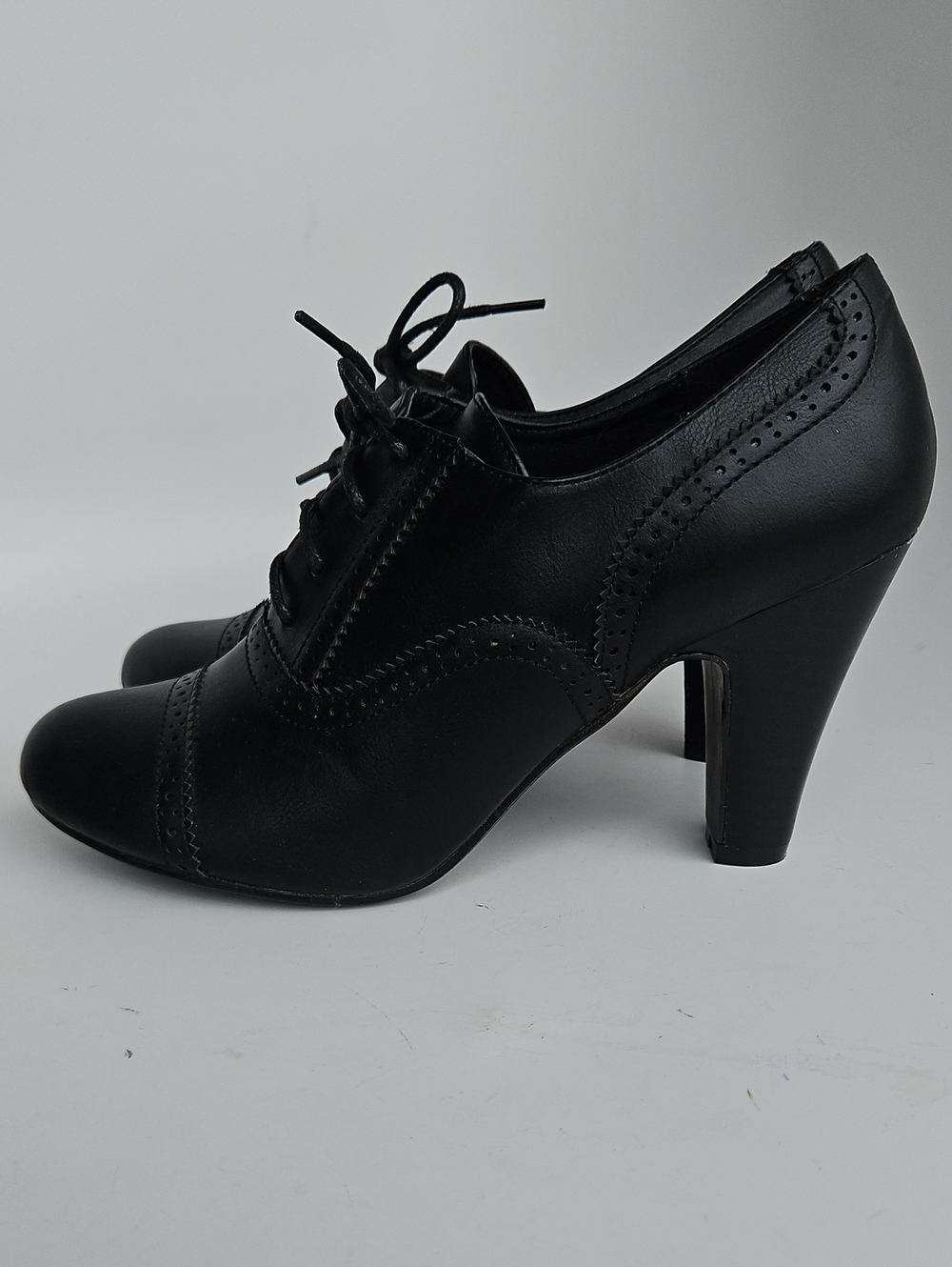 Lace-Up Brogue Heeled Oxford — Black - Picture 4 of 9